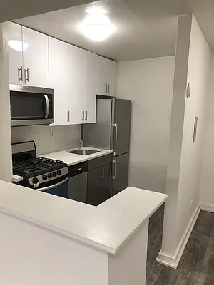 Rented by Silverstreet RE LLC | media 1