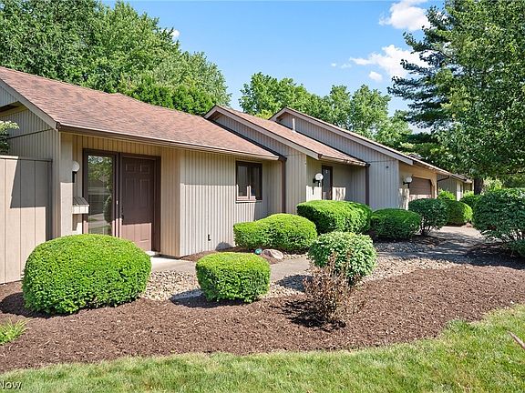 2nd image of 10799 Meadow Trl