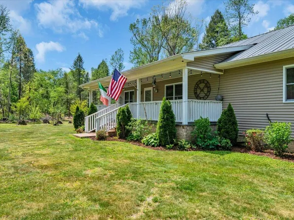 733 Gizzard Creek Rd, Sequatchie, TN 37374