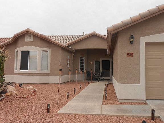 3rd image of 980 S Desert Sunset Dr