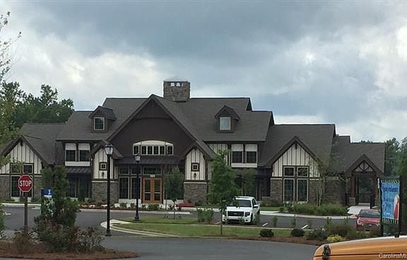 2nd image of 2037 Ice Lake Ct #594