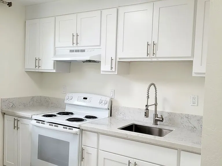 94-145 Kuahelani Ave #130 — Photo 1