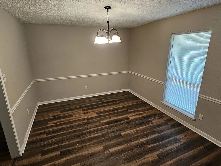 23915 Spring Fork Dr — Photo 4