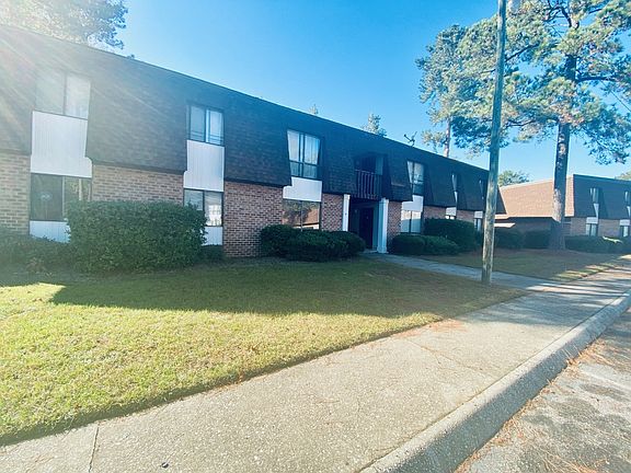 Front Exterior angled_10272021