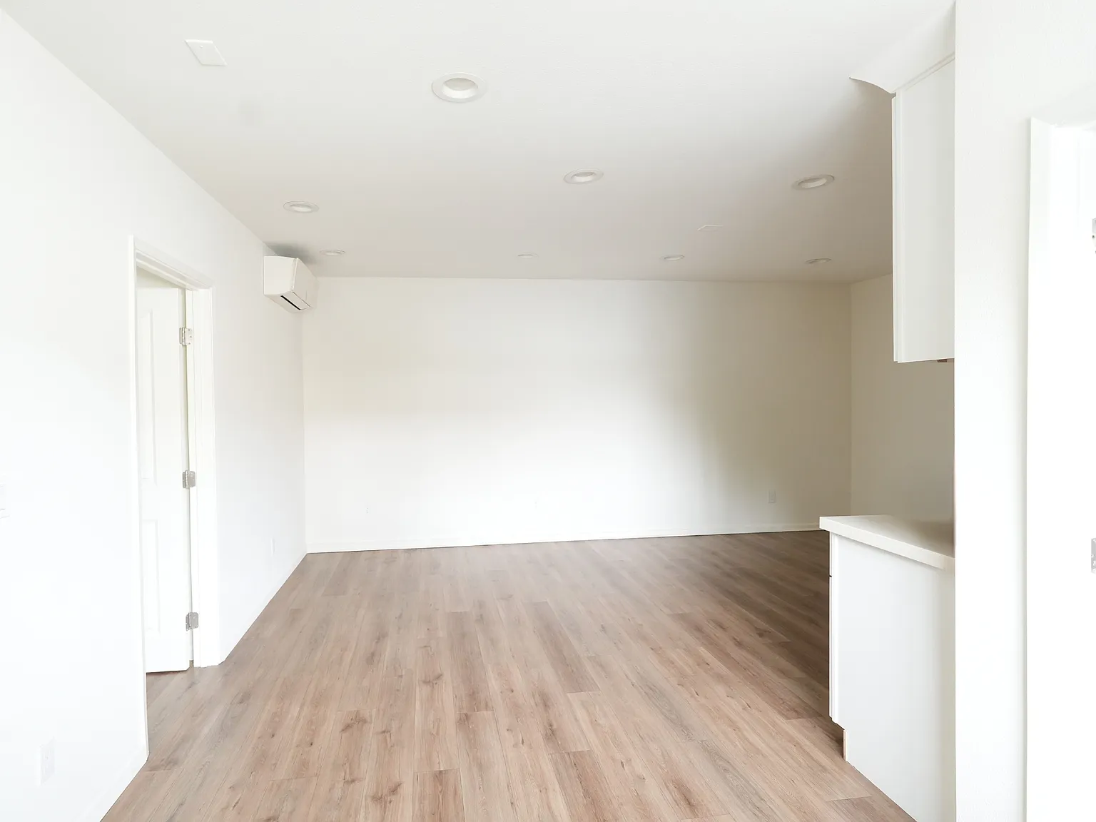 1 bed, $1,875 — Photo 2