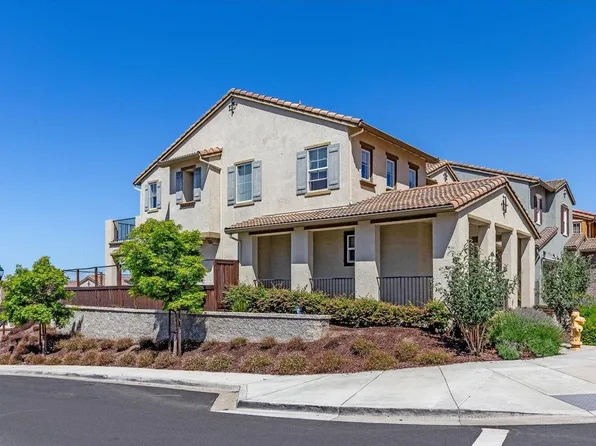 30111 Mountain View Dr, Hayward, CA 94544