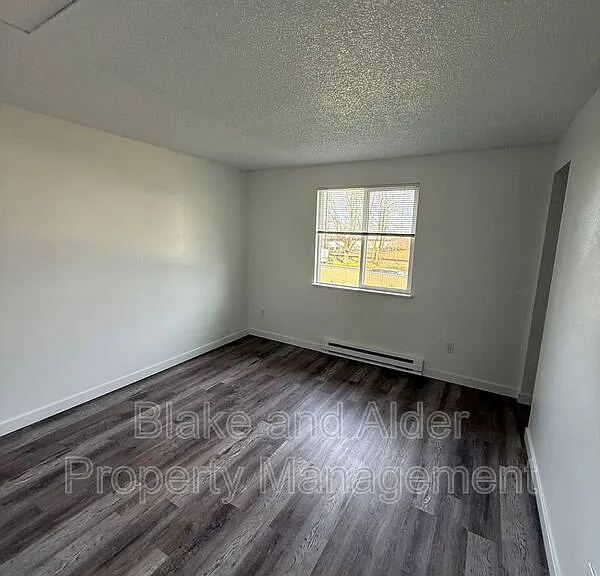 3879 NE 152nd Ave — Photo 8