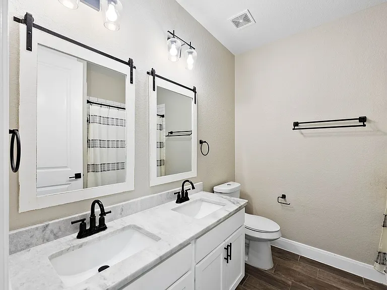 132 Ash Pkwy — Photo 28