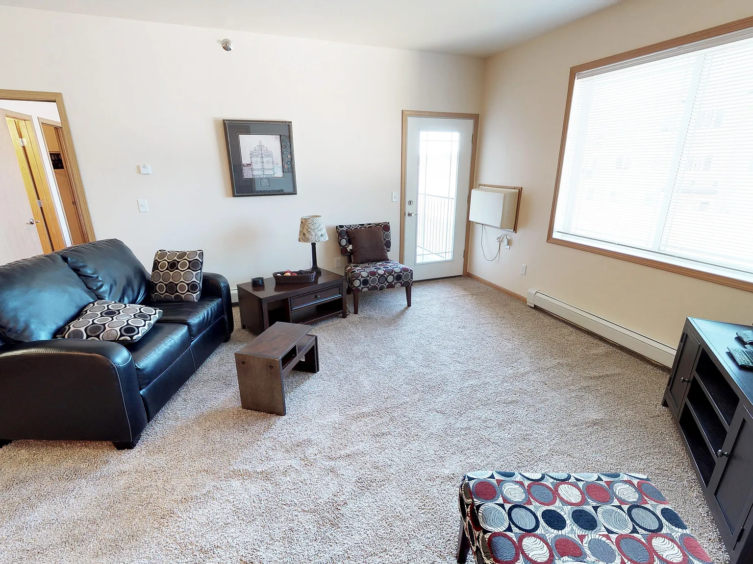 Amber Pointe Apartments — Photo 3