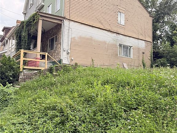 2nd image of 2667 Brighton Rd