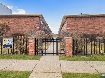 391 Park St APT H, Hackensack, NJ, 07601