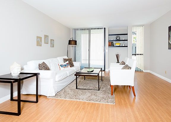 3rd image of 4239 Via Arbolada Unit 103