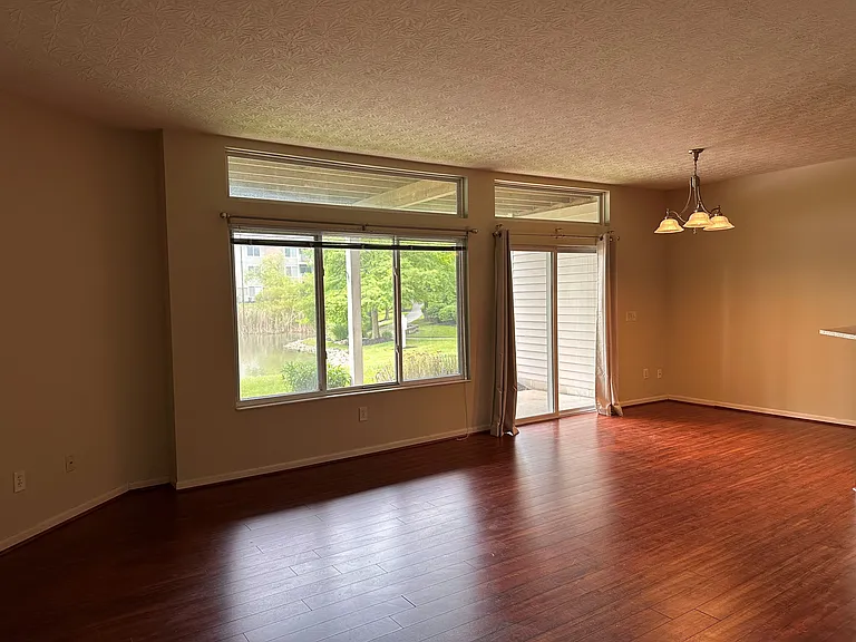 5667 Dockside Dr — Photo 45
