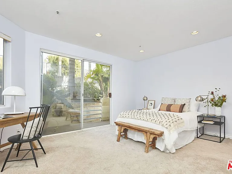 3460 S Centinela Ave — Photo 13