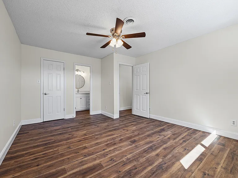 16149 Haroa Ct — Photo 15