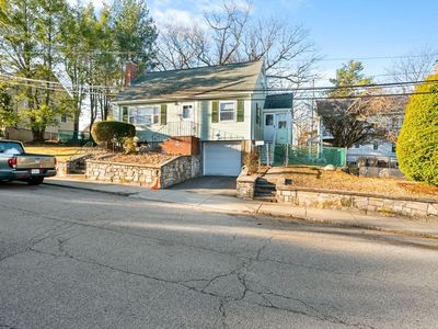 7 Gould St, West Roxbury, MA, 02132