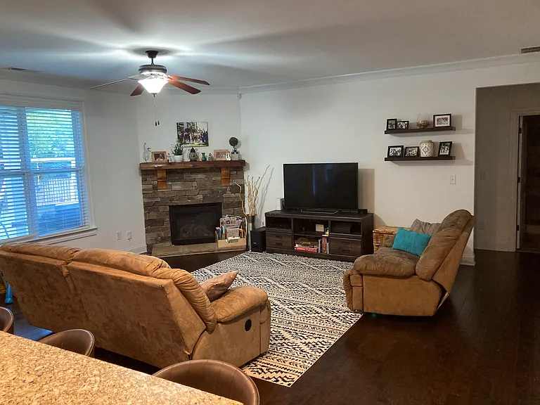 5626 Sunbury Loop — Photo 4