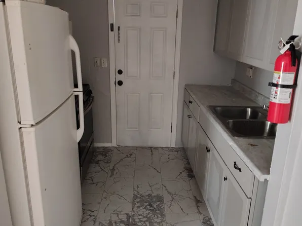 525-527 Sassafras St, Millville, NJ 08332