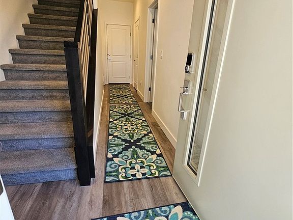 4th image of 11468 Roaring Peak Dr
