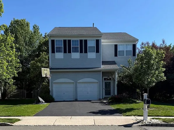 64 Manley Rd, Pennington, NJ 08534