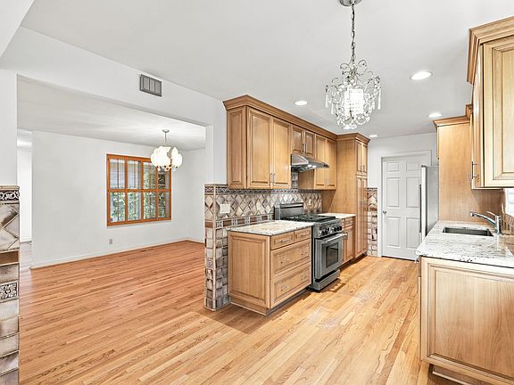 4th image of 6573 Mount Wellington Dr