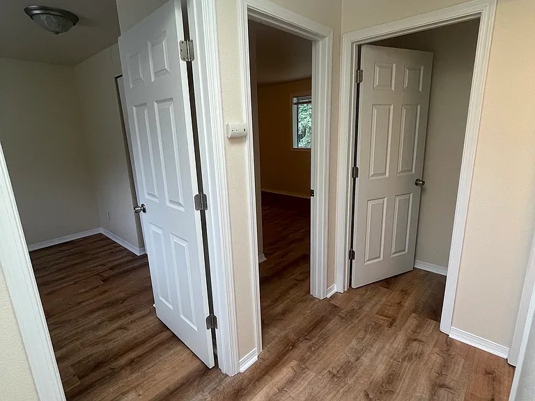 11252 NE 131st Ln — Photo 24