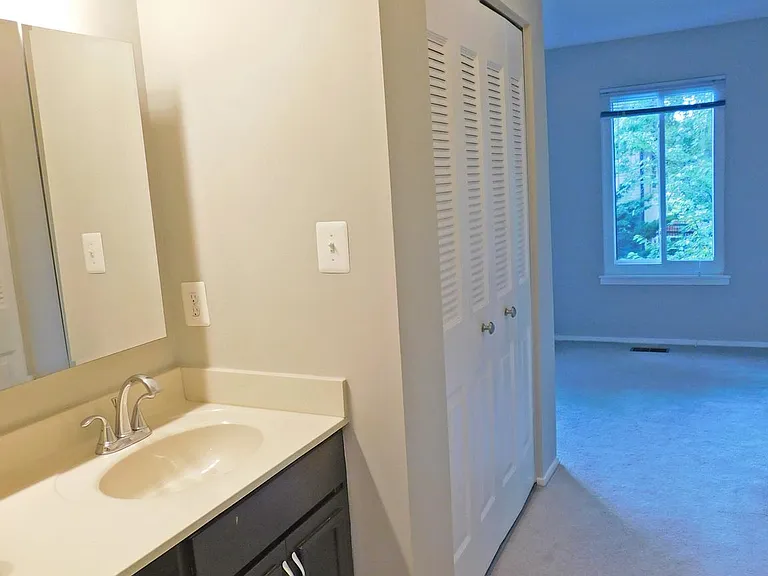 10315 Cherry View Ct — Photo 15