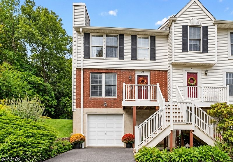 1st image of 34 Cambridge