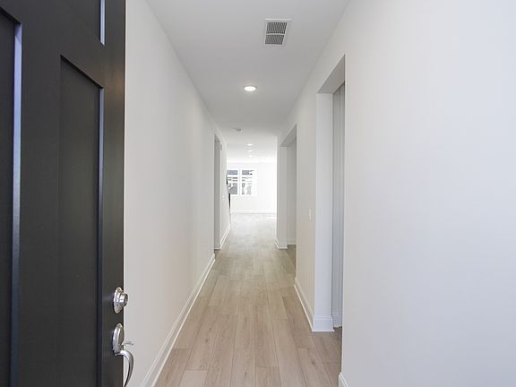 5th image of 1719 Allwood Ave Lot 439