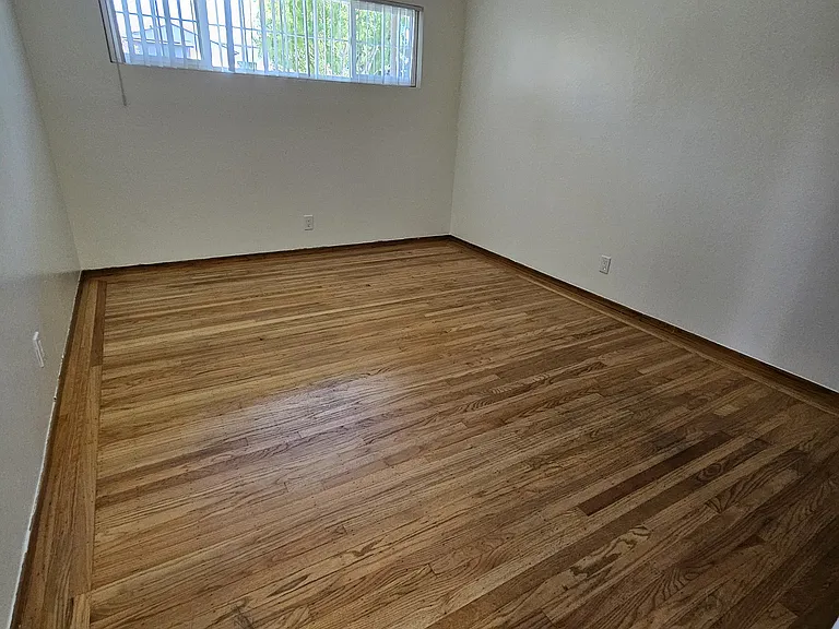 1425 Snow St — Photo 14