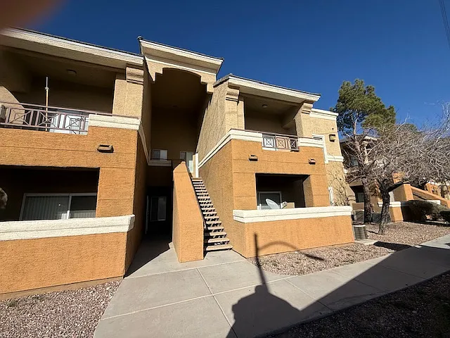 8070 W Russell Rd #2119