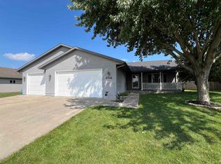 2726 Autumn Ln, Janesville, WI 53546