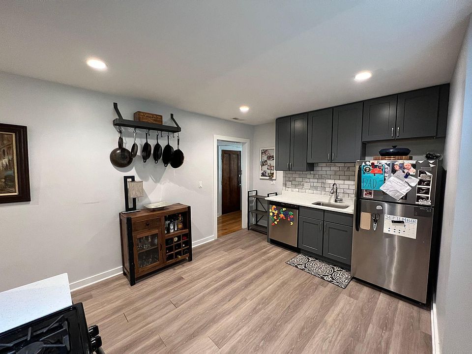 1st image of 5108 W Sunnyside Ave