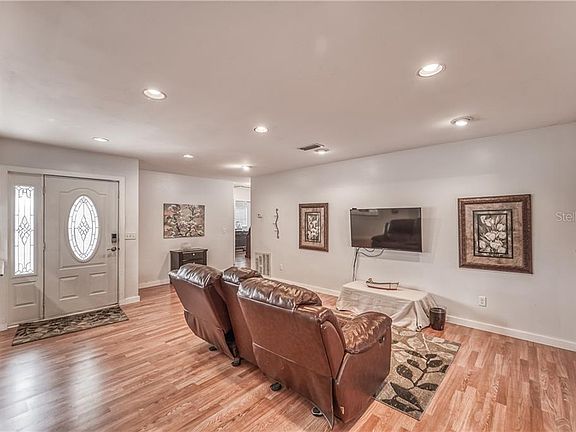 2nd image of 6523 W Hanna Ave