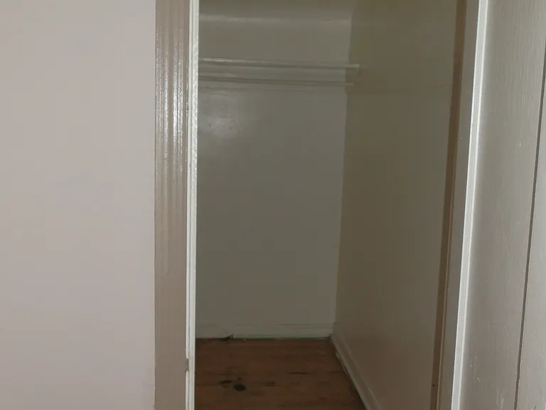 Walk-in Closet Room 2