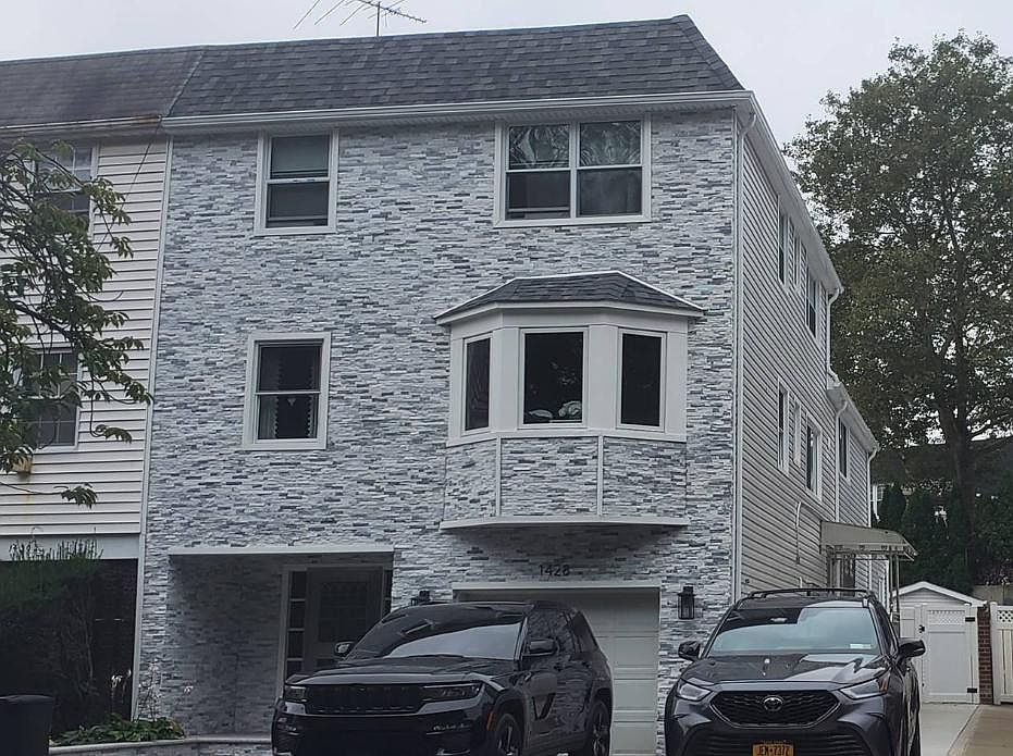 1st image of 1428 Waters Edge Dr #2