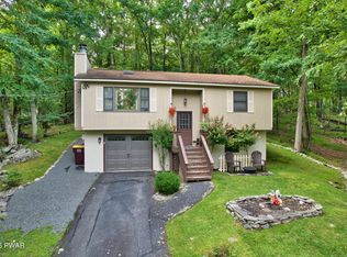133 Peach Rd, Milford, PA 18337
