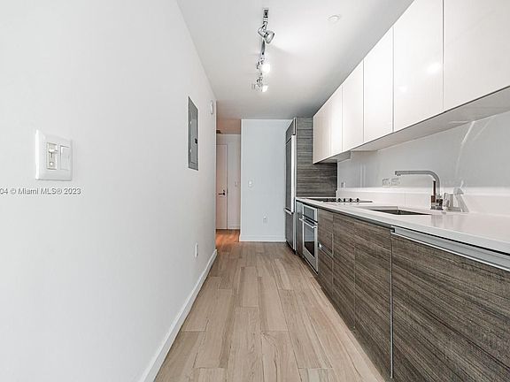 4th image of 1100 S Miami Ave #3605