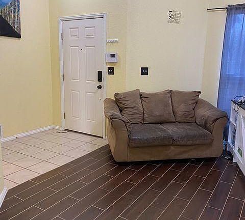 5th image of 505 Sun King Ct