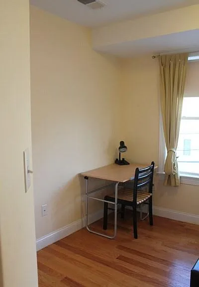 27 Antwerp St — Photo 18