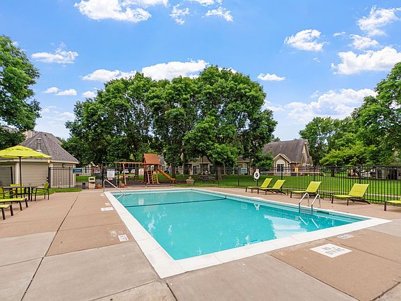 4th image of 4890 Birch Lake Cir #4856