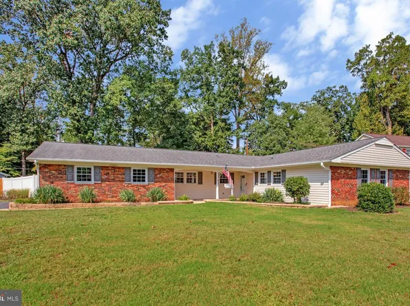 12929 Victoria Heights Dr, Bowie, MD 20715