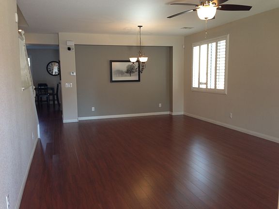 3rd image of 770 Shirehampton Dr
