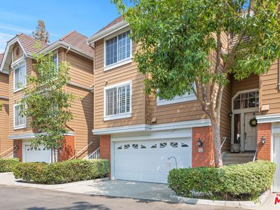 20950 Oxnard St APT 39, Woodland Hills, CA, 91367