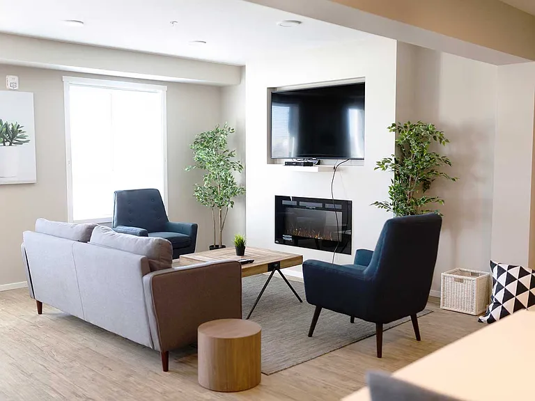 745 Ballantrae Dr — Photo 11