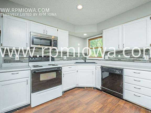 3rd image of 675 Ashworth Dr #3