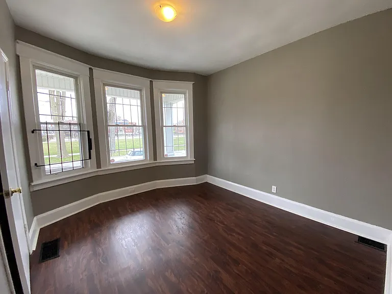 2273 Mayville Pl — Photo 7