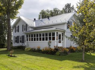 9190 Center St, Holland, NY 14080