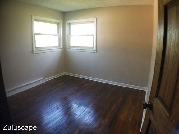 4th image of 1478 E Jordan Dr