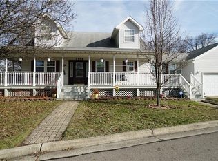 4774 Willowview Dr, Moraine, OH 45439